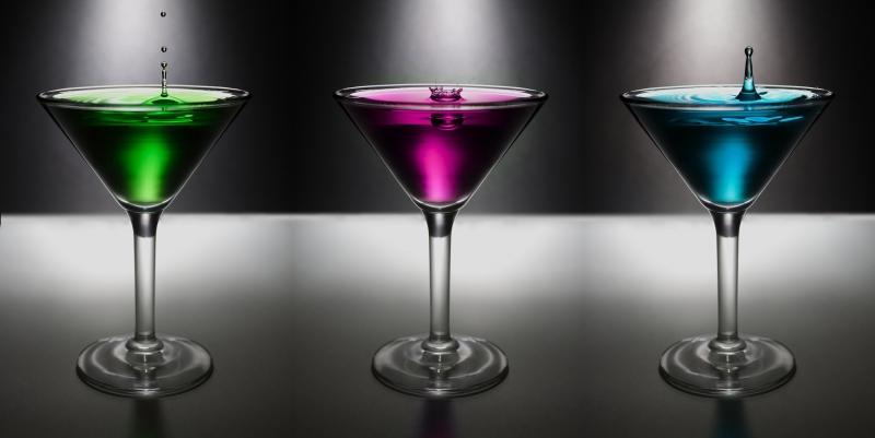 discotheque-CHATEAUVERT-min_water-drop-glass-bar-celebration-green-832603-pxhere.com